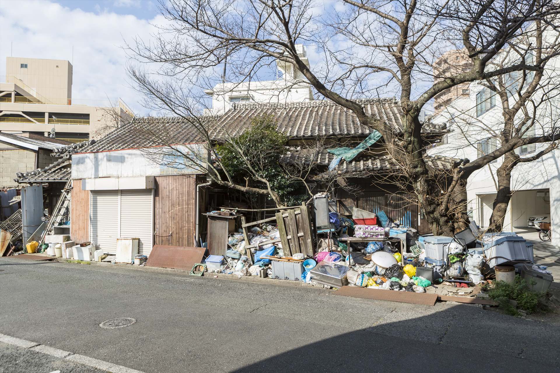 ゴミ屋敷の片付け | 東京の不用品回収なら株式会社Y's Co.